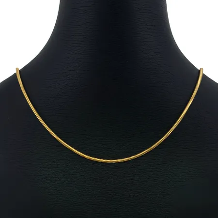 Halskedja Ormlänk i 18K guld, svensk kontrollstämpel, längd 45,5 cm, bredd 2 mm, fint skick Vikt: 11 g