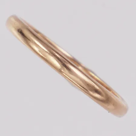 Ring slät stl 20½ gravyr, 14K Vikt: 2,8 g