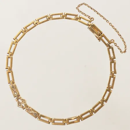 Armband med pärlor längd 19cm, bredd 3,6-5,9mm, säkerhetskedja, klämda länkar 18K Vikt: 9,5 g