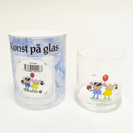 Dricksglas Lasse Åberg "Konst på glas" Etcetera Marketing AB, nr 28, kristall, höjd 8cm, Ø69mm, ryms ca 19cl, original förpackning.