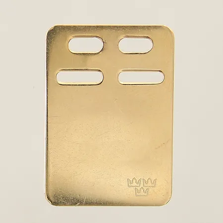 Hänge bricka 27x19mm, gravyr 18K  Vikt: 2 g