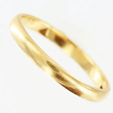 Ring slät stl:19, bredd 2,5mm, gravyr, 18K Vikt: 2,5 g