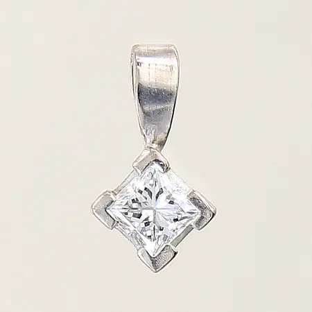 Hänge med prinsesslipad diamant ca 0,48ct kvalité ca W(H)/VS, ca 7x13,5mm, vitguld, 18K  Vikt: 1 g