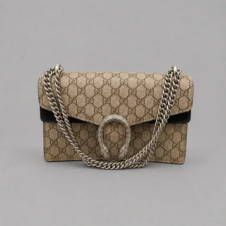 Väska Gucci Dionysus small GG shoulder bag, monogram canvas, svart mocka, modellnr 400249527006, silverfärgad beslag, ca 28x17x7cm, kvittokopia 2019.skavmärken på ytterkant, bruksslitage på mocka, mindre trådsläpp. Inga övriga tillbehör