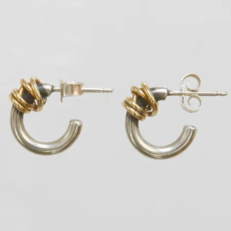 Örhängen formgiven av Rauff, 14mm, del i 18K, silver 925/1000 bruttovikt 4,7g. 
