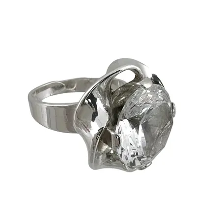 Retro Ring 1970-tal silver 925/1000 Bergkristall Ø15 mm, kraftig modell, stl:18,0 mm, justerbar skena, dekor mått Ø21 mm, uppbyggnad 10,5 mm, tillverkare ALTON Falköping 1974, sten med något lätt slitage Vikt: 11,1 g