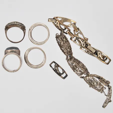 Diverse smycken defekta/trasigt bucklig, stenar saknas 830/1000 silver Vikt: 56,2 g