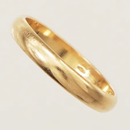 Ring slät stl:19 bredd 3,5mm gravyr 18K Vikt: 3,9 g