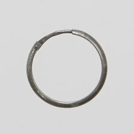 Udda örhänge 15mm, silver 925/1000 Vikt: 0,4 g