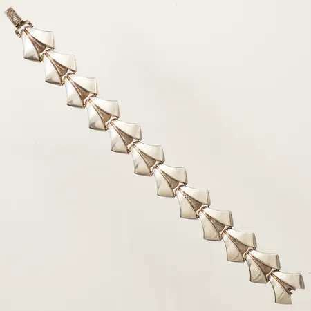 Armband längd 18cm, bredd 18,8mm, Guldvaruaktiebolaget G. Dahlgren & Co Ab år 1961, silver 925/1000 Vikt: 54,3 g