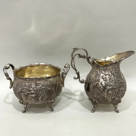 Gräddkanna och sockerskål höjd 9/6,5cm gravyr silver 830/1000 Vikt: 299,4 g