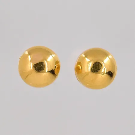 Ett par örhängen Ø 6mm 18K Vikt: 0,8 g
