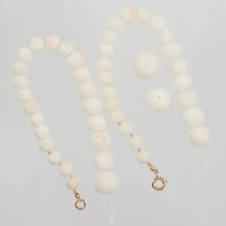Collier, doserade vita stenar, längd 36cm, defekt, tråd av, lås 18K, Vikt: 0 g
