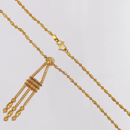 Collier med berlock kulor längd ca 41cm bredd 1mm s-lås, 22K Vikt: 10,9 g