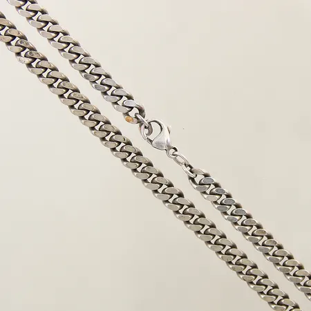 Kedja Pansar längd 50,5cm bredd 6,3mm saknar ögla vid lås silver 925/1000 Vikt: 46,2 g