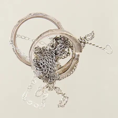 Diverse silversmycken skeva/defekta gravyrer silver 830-925/1000 Vikt: 11,6 g