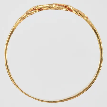 Ring Bismarck Sävsjö Guldsmeds AB stl: 20¼ bredd 2-5mm, 18K  Vikt: 2,1 g