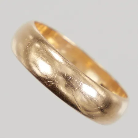 Ring stl 21½ bredd 6,2mm, gravyr, Mattinsons Ringfabrikation C A år 1960, 18K,  Vikt: 7,8 g