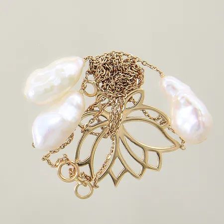 Collier med odlade pärlor, defekt, trassel, 18K Vikt: 7,1 g