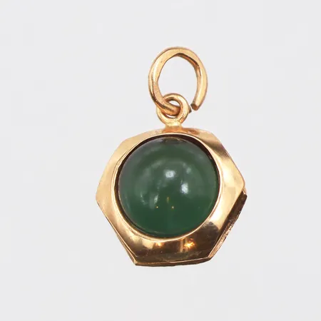 Hänge med sten, Ø9,1mm, längd 13,8mm, något lös sten, 18K. Vikt: 1,2 g