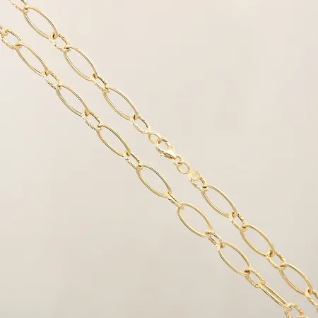 Kedja längd 44,5cm, bredd 5-6,5mm 18K  Vikt: 4 g