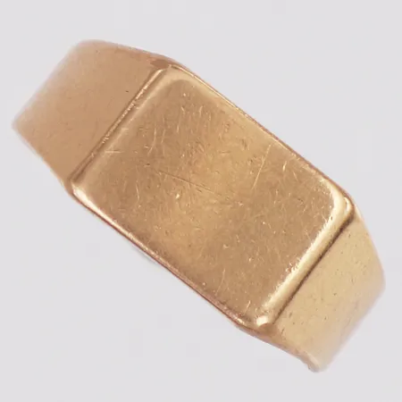 Klackring stl 18¾ bredd ca 4,7-8,8mm, skev skena bucklig, 14K Vikt: 5,7 g