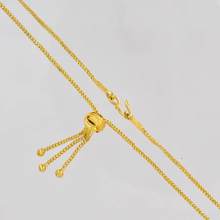 Collier längd 44cm veck på kedjan 23K Vikt: 7,6 g
