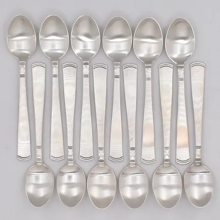 12 Kaffeskedar modell Rosenholm 12cm schatull 830/1000 silver Vikt: 193,9 g