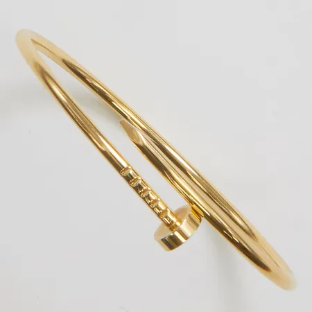 Stelt armband Cartier Juste un Clou petit stl: 17, bredd: 2,5mm, ref: CRB6062616, serie nr: NSI878, certifikat, kvitto daterat november-2021 New Jersey, ny pris 48100kr, inga andra tillbehör, 18K Vikt: 9,3 g