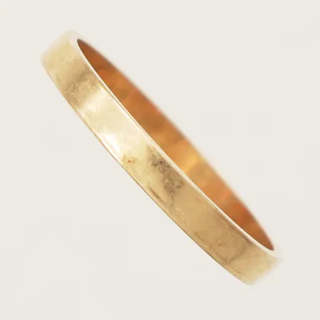 Ring med mönsterdekor stl:18¾ bredd 2,6mm 18K Vikt: 2,4 g