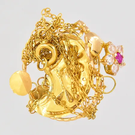 Diverse defekt guld, stenar 18K Vikt: 2,6 g