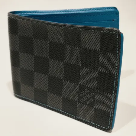 Plånbok Louis Vuitton "Slender wallet" Damier Graphite canvas, blått läder, 11,5cm x 9cm kvitto Birger Jarlsgatan 2021, slitna kanter samt insida, inga tillbehör