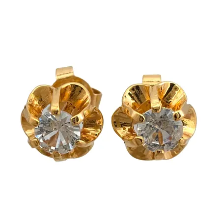 Örhängen i 18K guld med Bergkristall Ø 4 mm, örhängenas diameter 7,5 mm, ploppar med tillverkarstämpel Alton, fint skick, stenar utan anmärkning Vikt: 2,2 g
