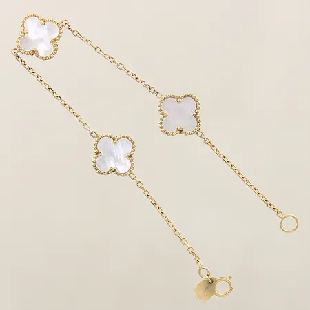 Armband med vita stenar längd 16,5cm, bredd 1,4-11,5mm, OBS! Ej Märkesdesign, 18K  Vikt: 3,8 g