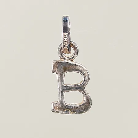 Hänge bokstav B ca 18 x 7,3mm silver 925/1000 Vikt: 0,7 g