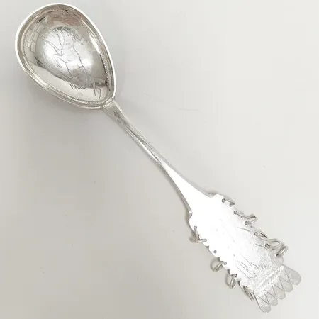 Sked med same motiv, 16m, delvis förgylld, 1936, en ring saknas, personlig gravyr, silver 830/1000 Vikt: 22,8 g