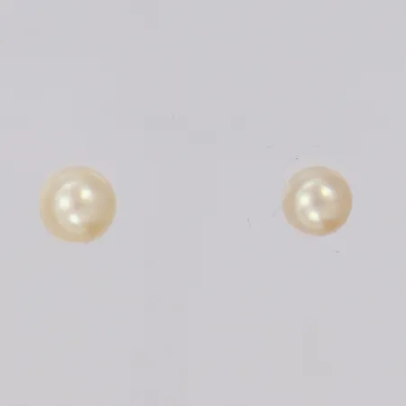 Örhängen med odlade pärlor Ø5,5mm, 18K Vikt: 1,1 g