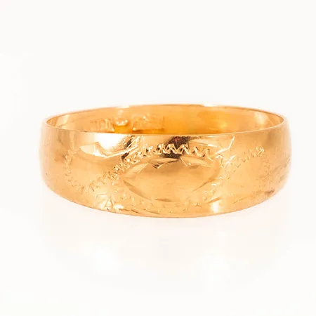 Mormorsring i 18K guld. Kupad. Stl:18. Bredd 2,7 6,3 mm. Vikt 1,4g Vikt: 1,4 g