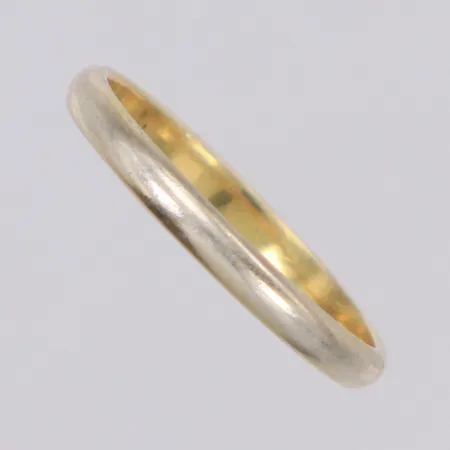 Ring slät stl:16, bredd 2mm, förgylld insida, 925/1000 silver Vikt: 1,1 g