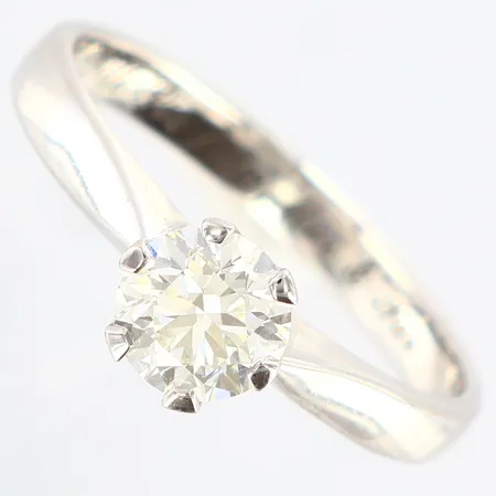 Ring med diamant 1,00ct wvs Schalins, stl:19, vitguld, gravyr, märke på rondist,srn: 470131963, cert, ask Vikt: 4 g