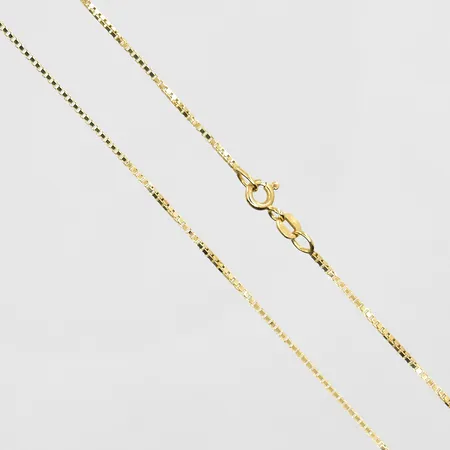Kedja Venezia längd 70 cm, bredd 1 mm, 18K. Vikt: 6,5 g