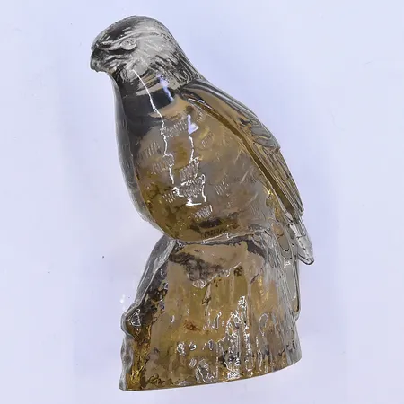 Skulptur fågel formgiven av Paul Hoff Svensk glas/WWF höjd 8 cm, grå glasmassa signerad 1970-80-tal.