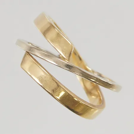 Ring stl:17¾ bredd 9mm, tvåfärgad, 18K 2,7g.