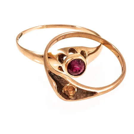 Diverse defekt guld 14K 2,4g.  
