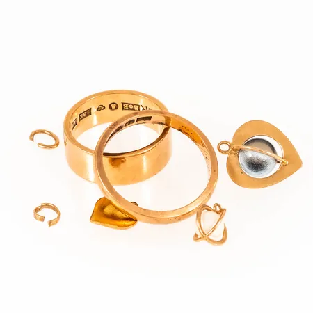 Diverse defekta smycken 18K Bruttovikt 14,0g Vikt: 14 g