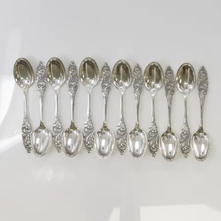 12 Moccaskedar 10cm 830/1000 Silver 97,1g.