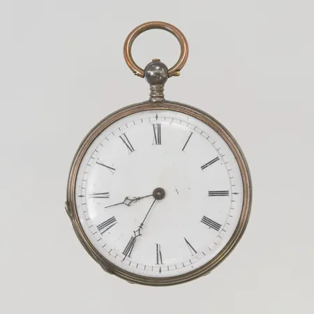Fickur 38mm, oädel metall, uppdragningsnyckel saknas.