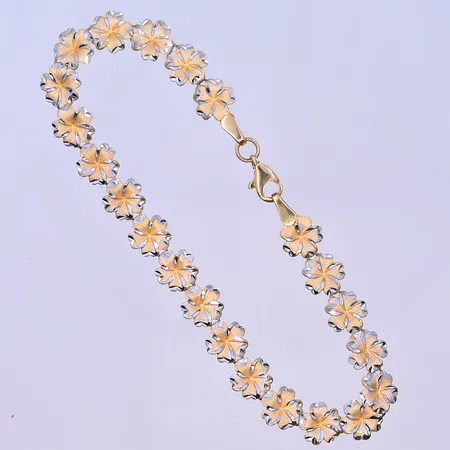 Armband längd 19 cm, bredd 8 mm 18K. Vikt: 3,9 g