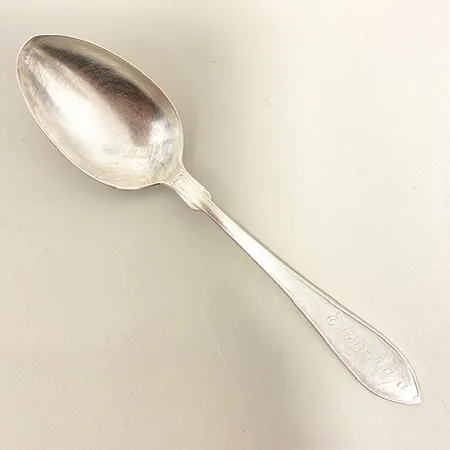 Sked längd 13,5cm gravyr Silver 830/1000.  Vikt: 14,8 g