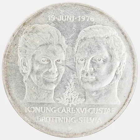 Minnesmynt 50kr Kungabröllopet -19 juni 1976 Konung Carl XVI Gustav och Drottning Silvia 925/1000 Silver. Vikt: 27 g